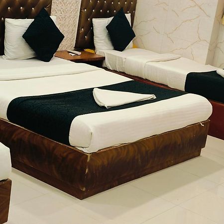 Hotel Golden Hayyath Inn Bombay Exterior foto
